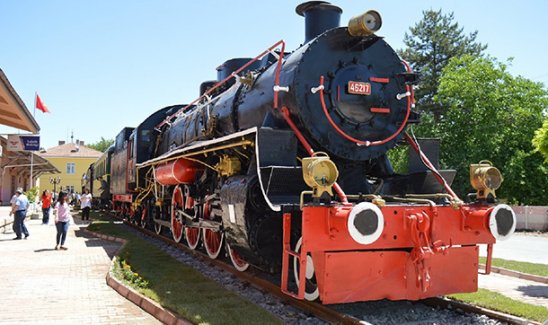 Nostaljik Tren Parkı Malatya'da Açıldı