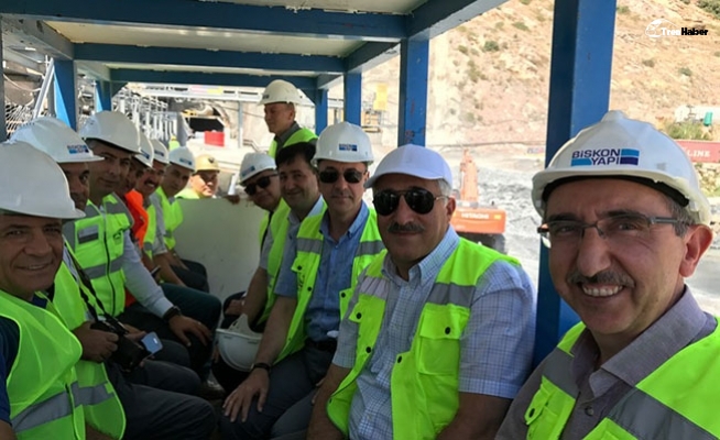 Türkiye'nin en uzun demiryolu tünelinde çalışmalar devam ediyor