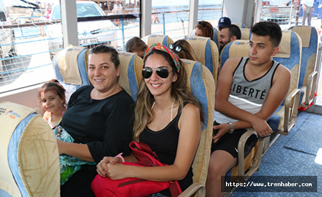 Antalya-Kemer arasında deniz otobüsleri 120 bin yolcu taşıdı