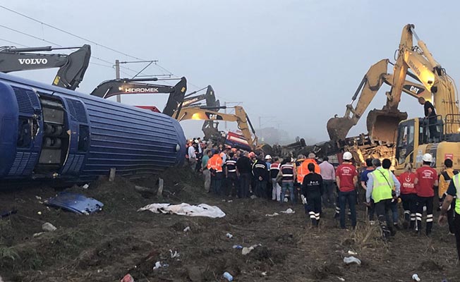 TCDD Çorlu'daki tren kazasıyla ilgili rapor hazırladı!