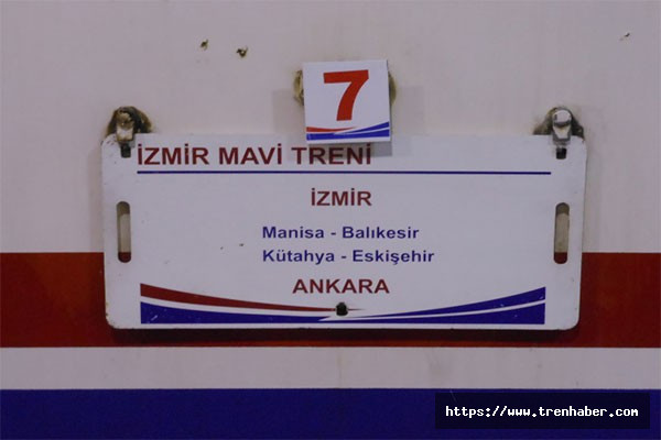 İzmir Mavi Treni Ankara Gar'a Geliyor
