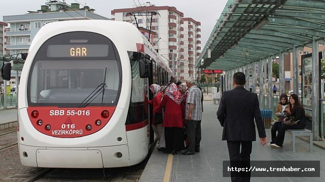 Samsun’da Tramvay ve Otobüsler Ücretsiz