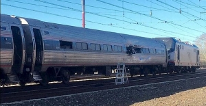 Amerika'da Tren Raydan Çıktı 2 Yolcu Öldü
