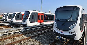 İzmir metrosuna yeni araçlar teslim alındı