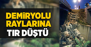 Denizli Sarayköy'de Demiryolu Raylarına Tır Düştü! 1 Yaralı