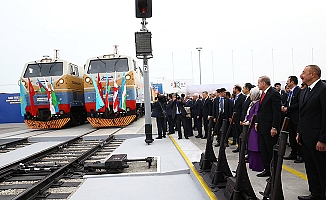 Demiryollarında tarihi gün! Bakü-Tiflis-Kars demiryolu açıldı