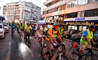 İzmir’de ‘Otomobilsiz Kent Günü’ Düzenlendi