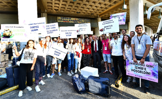 Başkan Soyer, İzmir Otogarında Öğrencileri Karşıladı