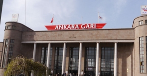 AK Parti Kongresi Nedeniyle Ankara Gar'a Girişler Kapatıldı.