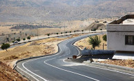 Şırnak'ta asfaltlanan yollarda çizgi çalışması