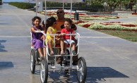 İstanbullu Aile Bisikletini Beğendi