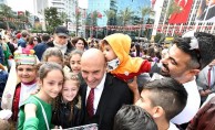 Başkan Soyer Fotoğrafların Kaldırılması Talimatı Verdi