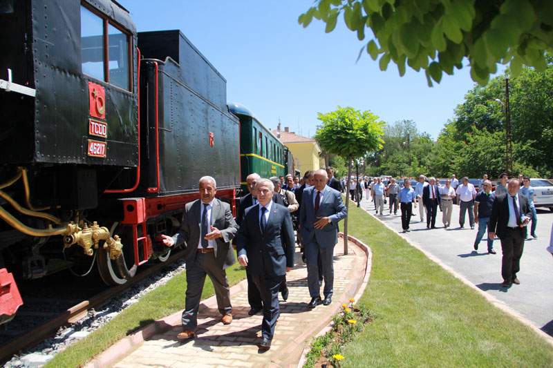 Nostaljik Tren Parkı Malatyada Açıldı