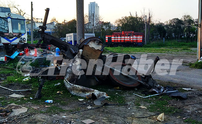 İstanbul Haydarpaşa hurda E 14000 üniteleri kesildi