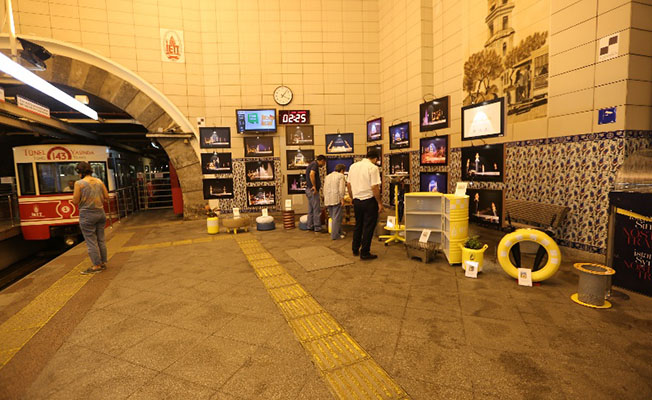 Karaköy Tünel İstasyonu geri dönüşüm sergisi