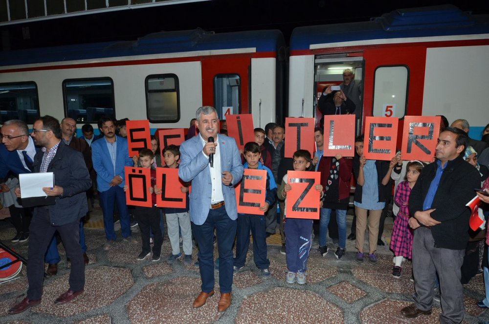 malatya-yesilyurt-belediyesi-halisdemir-treni-trenhaber