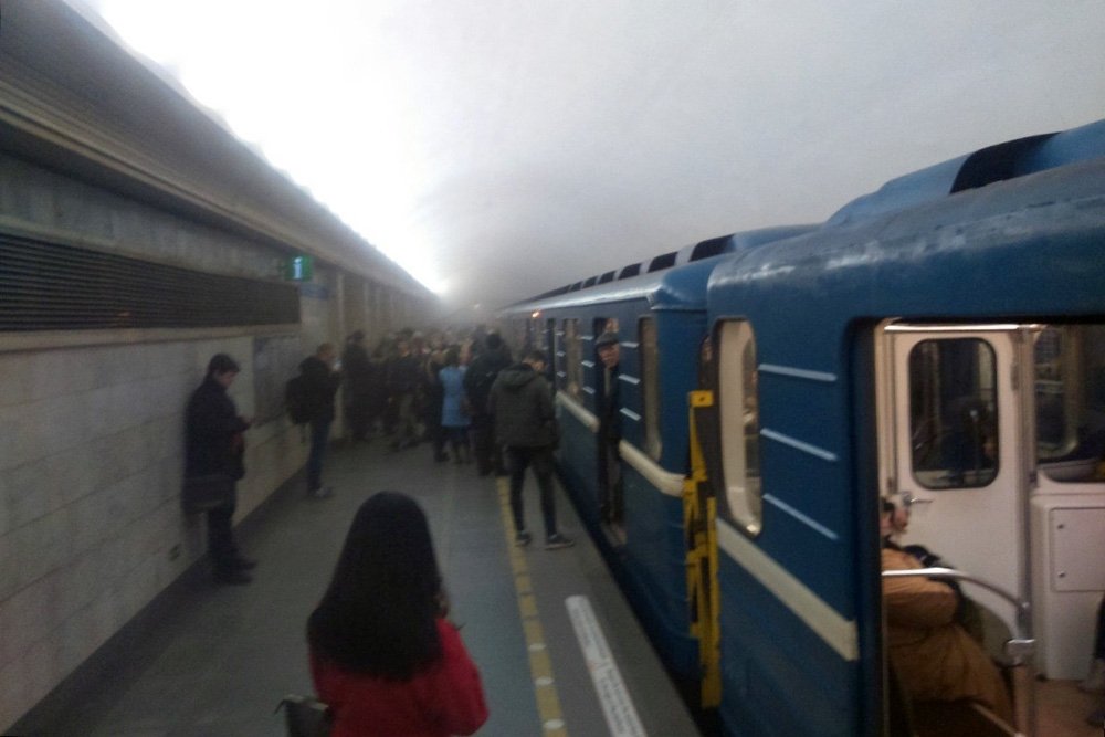 rusya-da-iki-metro-istasyonunda-patlama-10-olu-50-yarali-trenhabercom